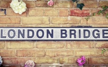 London Bridge Location Sign