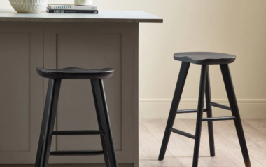 Mollo Bar Stool