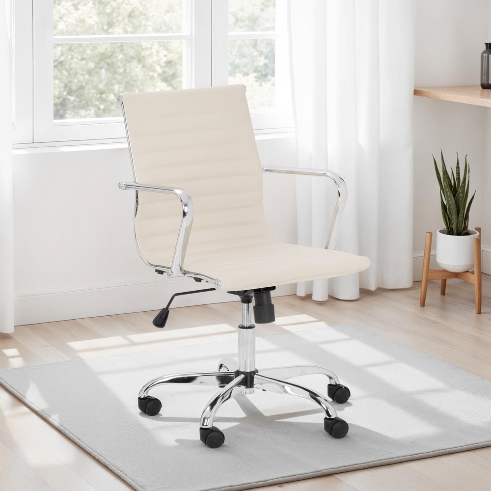 Gio Faux Leather Office Chair - Black & Chrome Gio Faux Leather Office Chair - Black & Chrome